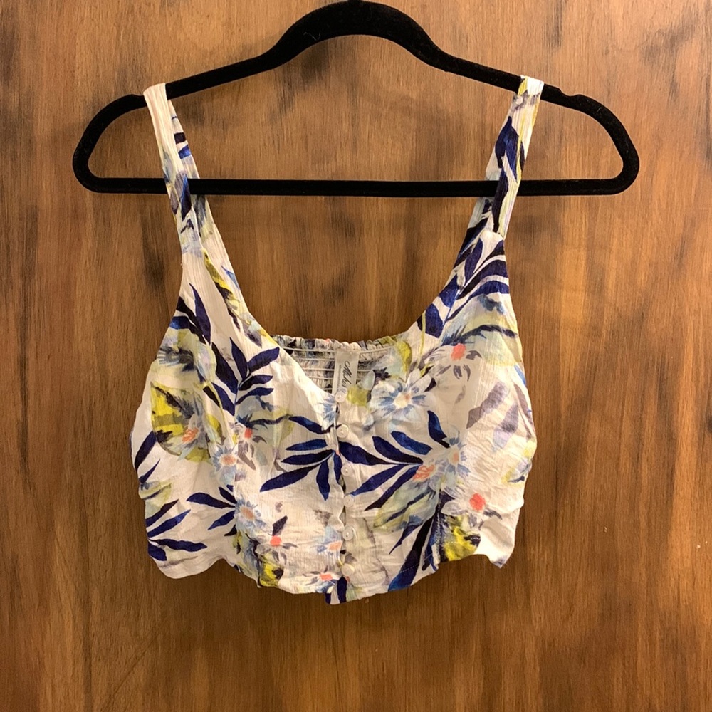 Crop top